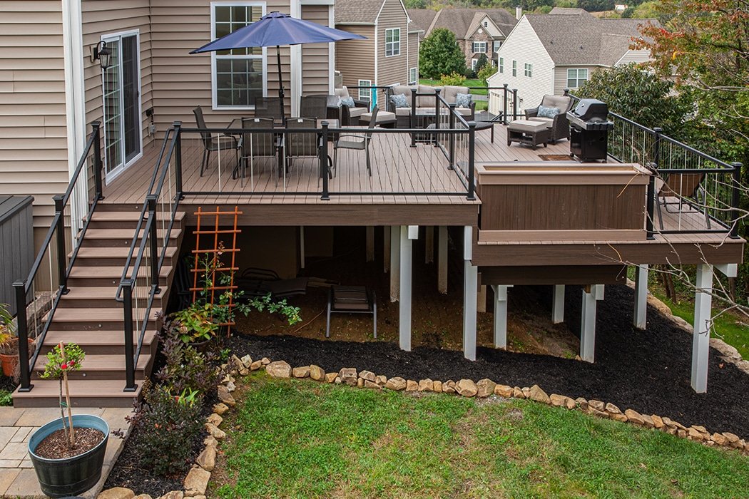 Who Do You Hire To Design A Deck?